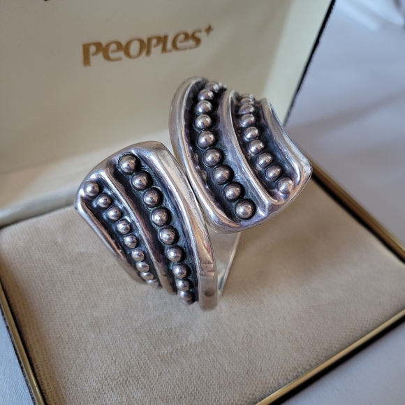 Vintage sterling silver Taxco Mexican wide clamper cuff bracelet. Marked. Gift i - Picture 2 of 10